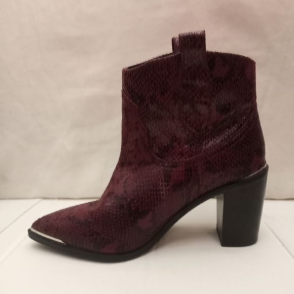 STEVE MADDEN Zora Mid-calf Snakeskin Print Western Style Boot, size 6.5M - Picture 8 of 8